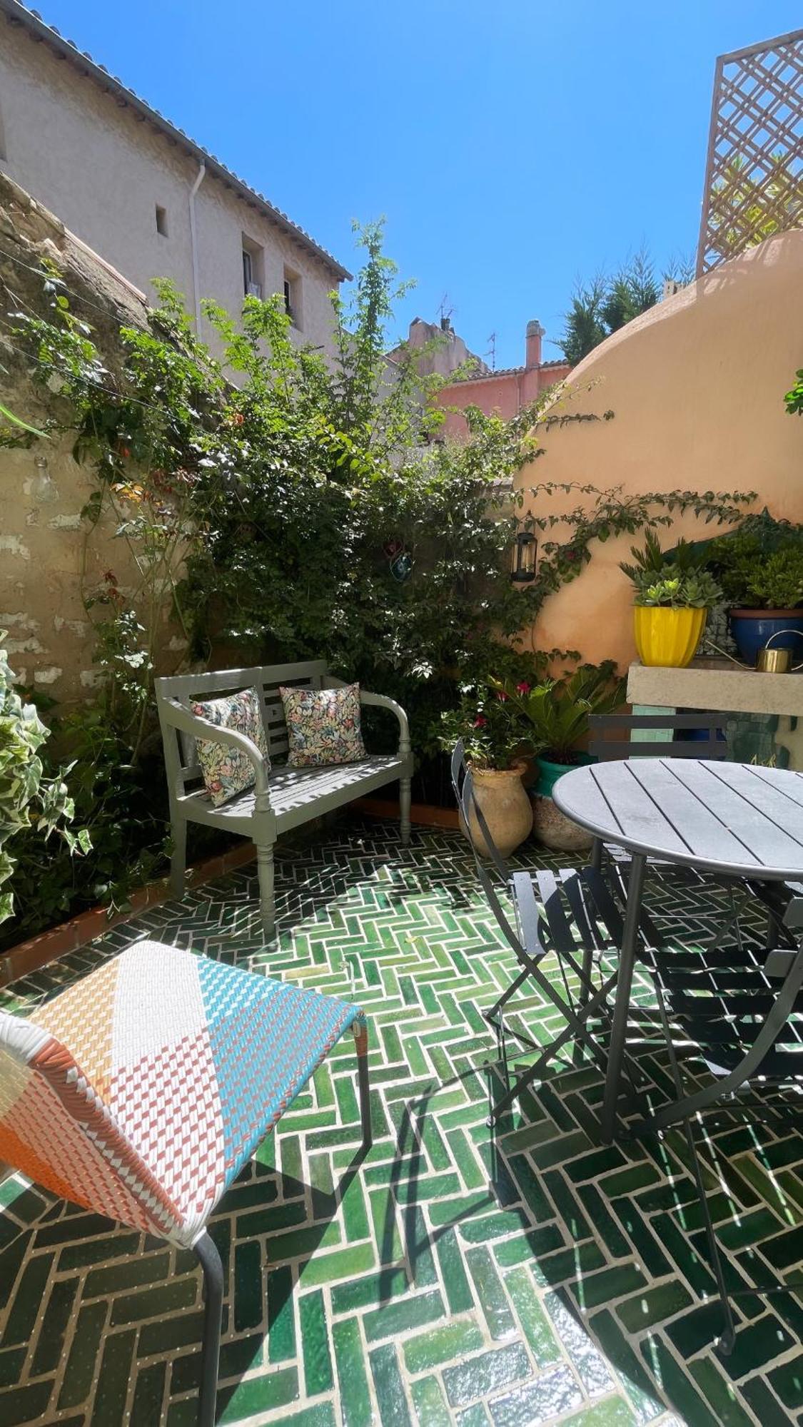 Petit Patio - 2 Chambres - Centre Ville - Climatisation Cassis Extérieur photo